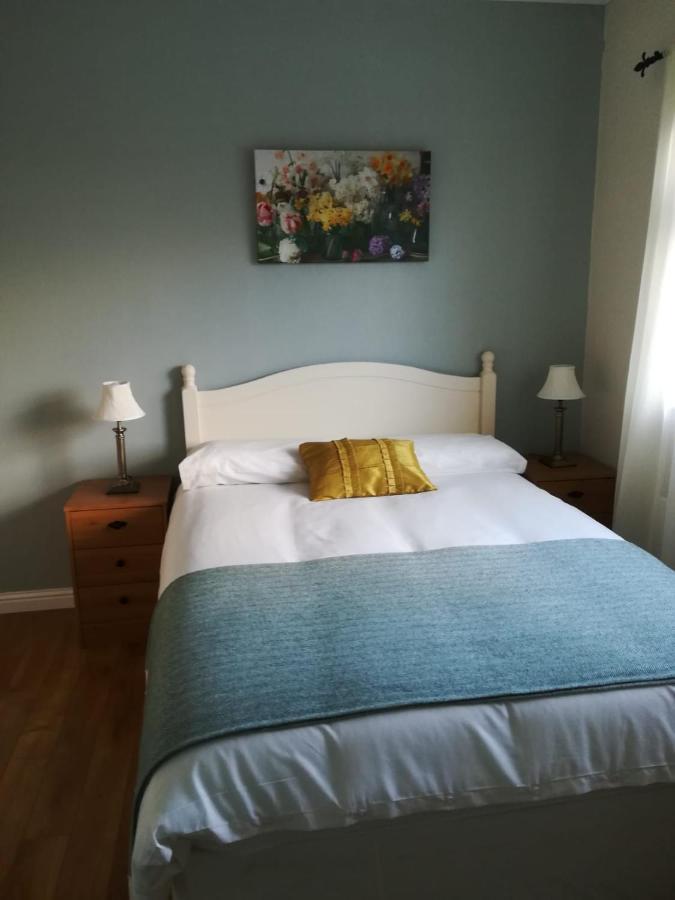 Achill Sound Greystone House Bed & Breakfast エクステリア 写真