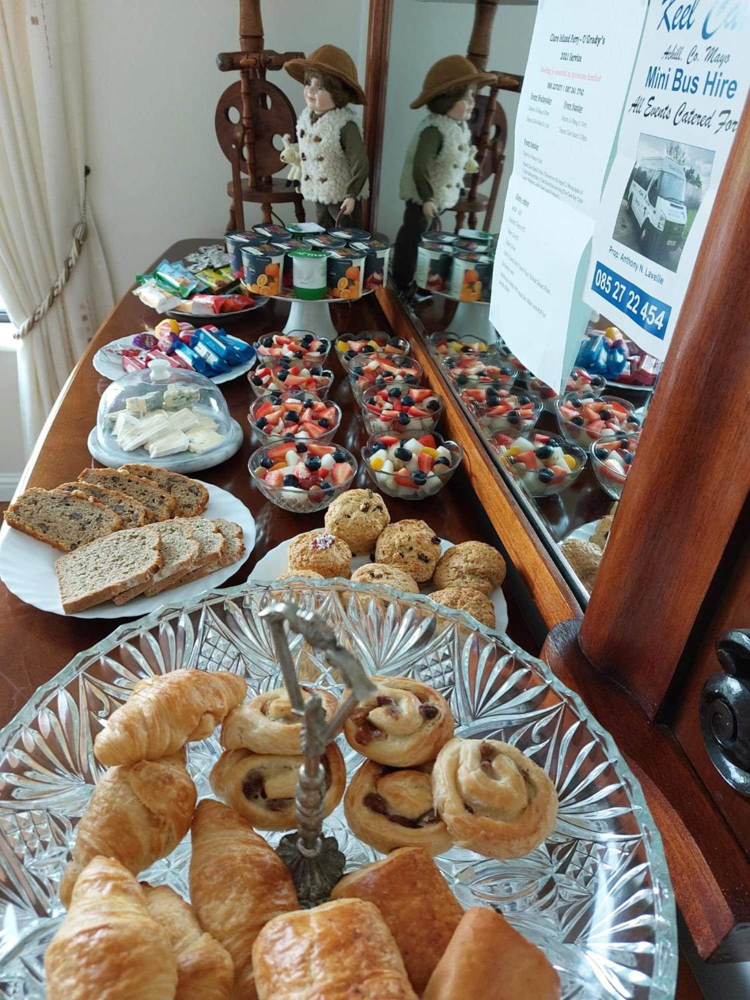 Achill Sound Greystone House Bed & Breakfast エクステリア 写真